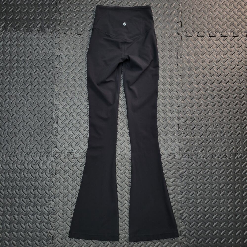 Lululemon Groove Super High Rise Flared Yoga Pant Black Size 2 Athleisure Gym